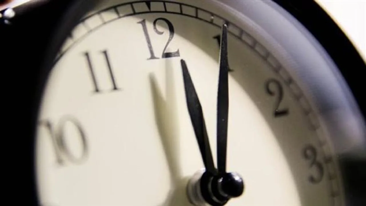 توفير مليارات الجنيهات.. أثر التوقيت الصيفي على فاتورة استهلاك الكهرباء بمصر